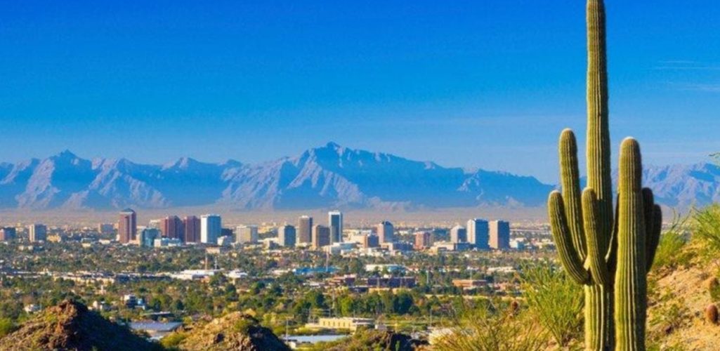 Phoenix, Arizona Ruth Flintoft Insurance / Ruth Flintoft